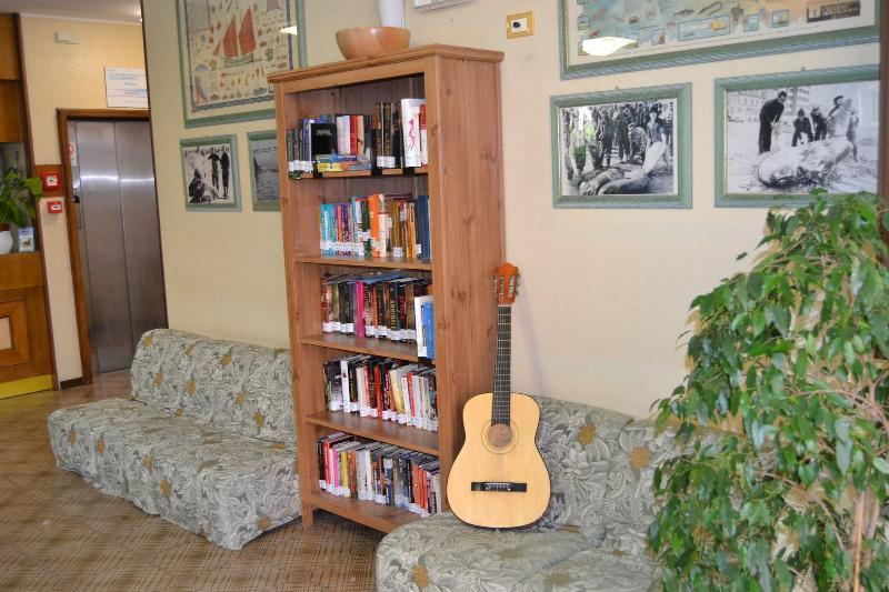 Hotel Marselli Римини Екстериор снимка